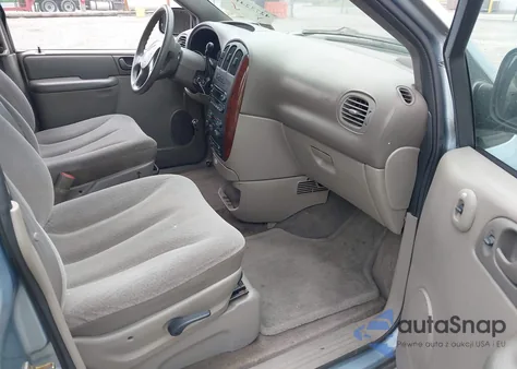 2003 Chrysler Town & Country из США, поврежденный, VIN 2C4GP24333R269162